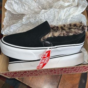 VANS CLASSIC PLATFORM SLIP-ON